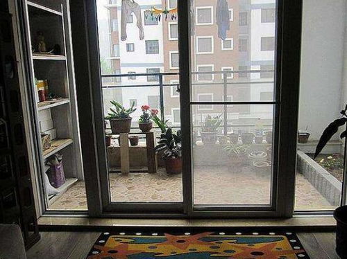 阳台门窗安装 把握细节，小空间也能拥有大气感